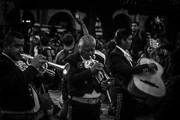 Mariachi-Band in Mexiko von Mark Thurman