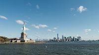 Freiheitsstatue und Manhattan von Bas de Glopper Miniaturansicht