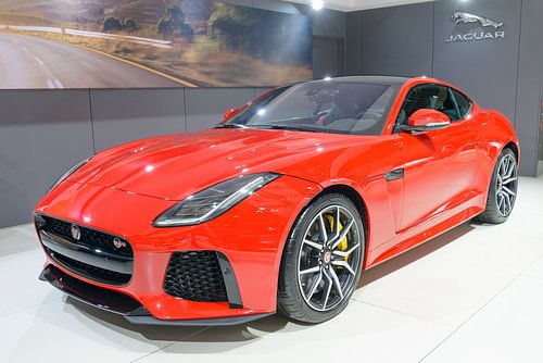 Jaguar F-Type SVR, voiture de sport biplace