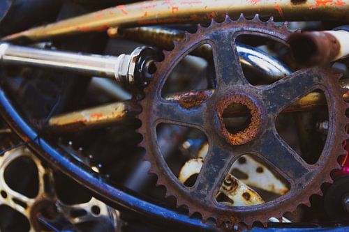 Teile für Oldtimer-Fahrräder