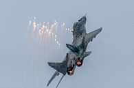 MIG29 Poolse luchtmacht met flares van Joram Janssen thumbnail