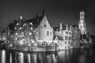 Magically lit winter evening in Bruges | Black and white by Daan Duvillier | Dsquared Photography