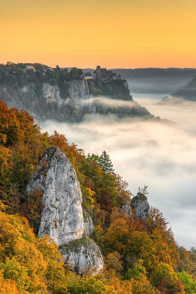 Herbst im Donautal von Michael Valjak