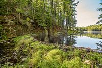 Un lac en Ontario, dans l'est du Canada
