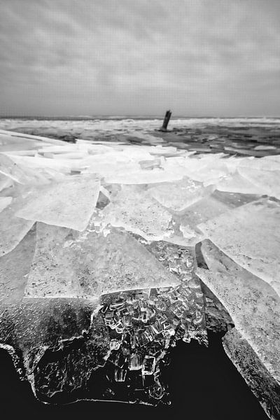 Crushing ice on the IJsselmeer near Stavoren! by Peter Haastrecht, van