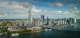 Rotterdam Skyline an der Nieuwe Maas von Jonas Weinitschke