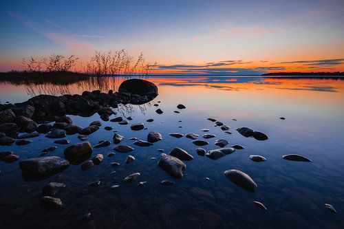 Steine im See Unden (Schweden)