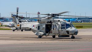 Niederländischer NH-90-Hubschrauber in Schiphol-Ost.