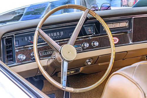 Volant de voiture ancienne
