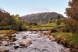 Beek in Glendalough National Park, Ierland sur Deborah S