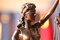Close-up van een Justitia als symbool van recht, gerechtigheid en