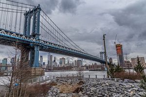 Manhattan Bridge van Rene Ladenius Digital Art