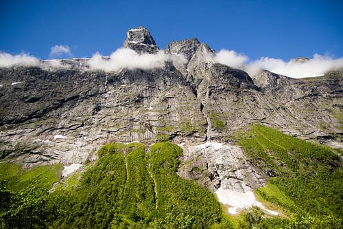  Trollstigen bergwand in Noorwegen