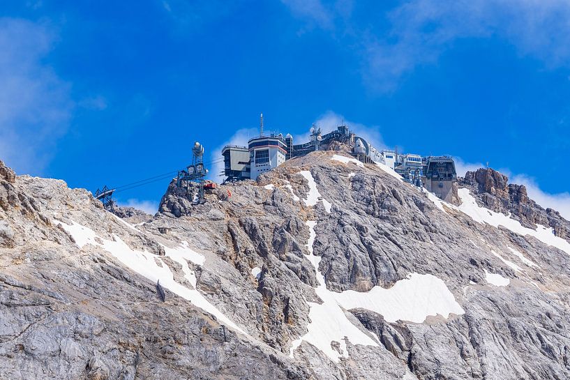 Blick auf den Berg Zugspitze bei Garmisch-Partenkirchen in Bayer von Rico Ködder