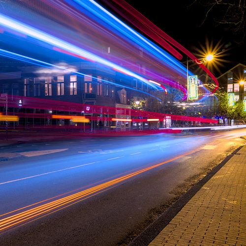 Lichtsporen door de nacht