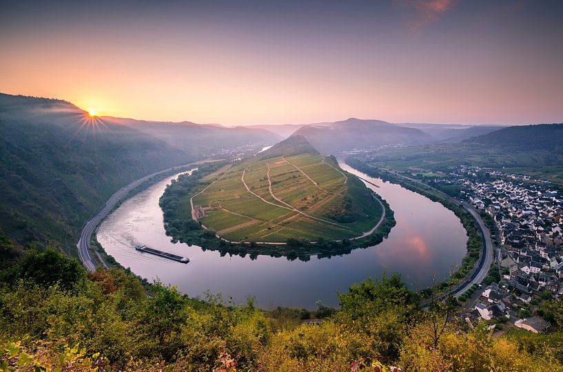Moselle bend near Bremm by Kristian Goretzki