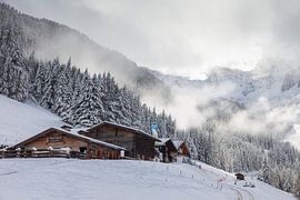 Moareggalm op de Klausberg in het Ahrntal in de winter, Zuid-Tirol van Christian Müringer