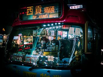 Nightbus (Hong Kong 2022) van Ties van Brussel