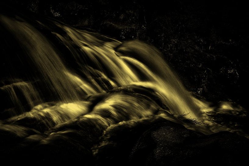 Wasserfall Fecha das Barjas - Tahiti - Portugal 2 von Jacqueline Lemmens