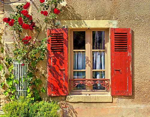 Fenêtre (porte-fenêtre avec volets)