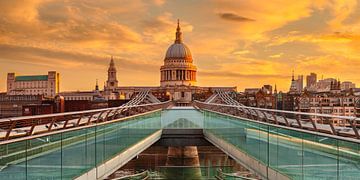 Millenium Bridge bij zonsopgang van Markus Lange