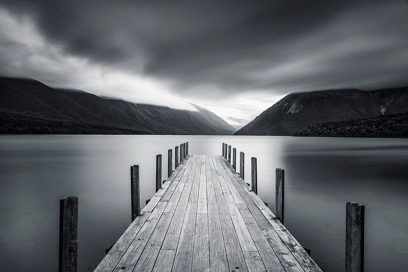 Nuages au-dessus du lac Rotoiti, parc national des lacs Nelson ; Nouvelle-Zélande par Markus Lange