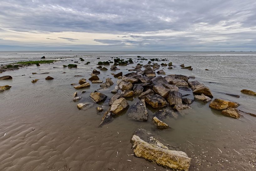 Wellenbrecher am Strand von Ouddorp von Robert Jan Smit