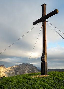 The Ammergau Alps: a nature park full of tranquillity, unspoilt nature and impressive mountain landscapes - ideal for nature and mountain photography. by Miriam Schwarzfischer Fotografie