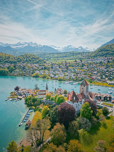 Spiez vanuit de Lucht