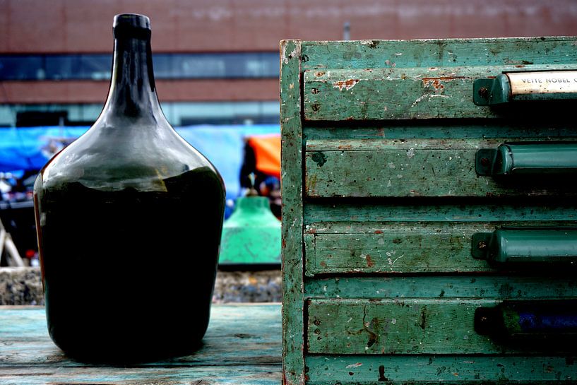 Vintage still life at IJ Hallen Flea Market in Amsterdam by Sanneke van den Berg