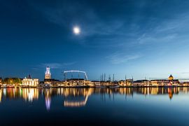 Skyline camps by Mark Bonsink