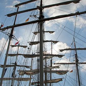 Sailing ships by Matthias Brix