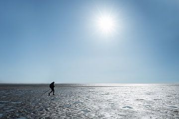 Alleen op de wereld op het Wad van R Smallenbroek