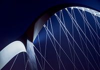 Crossing blue