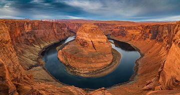 The famous Horseshoe Bend by Remco Piet