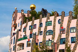 Hundertwasserhuis in Maagdenburg van Werner Dieterich