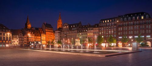 Straatsburg, 's avonds op Place Kleber. Frankrijk