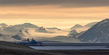 Longyearbyen van Rob Kempers