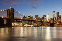 Skyline New York in de avond