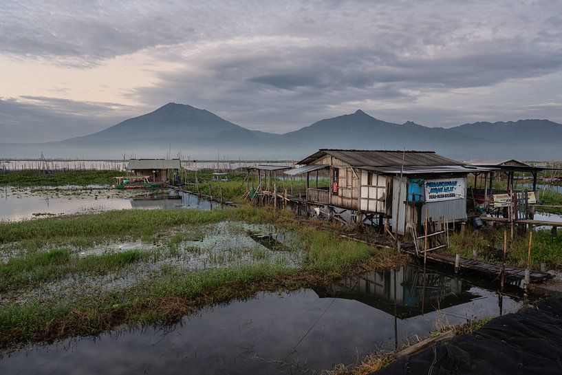 Simple fisherman's house on the Rawapening lake in Central Java by Anges van der Logt