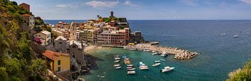 Vernazza I by Ronne Vinkx