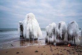 Winter at the coast of the Baltic Sea near Kühlungsborn by Rico Ködder
