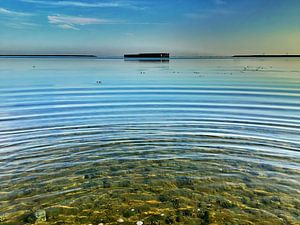 Schelphoek, belle eau claire avec vue sur le caisson. sur Mario Dekker-Janssen