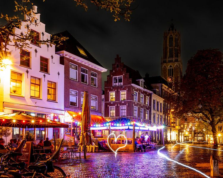 Die schöne Stadt Utrecht am Abend. von Karen de Boer