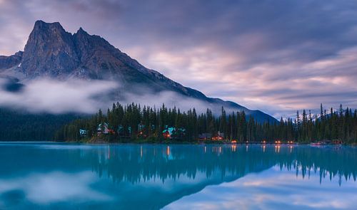 Zonsopkomst Emerald Lake, Canada