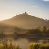 Le château de Wachsenburg dans la lumière automnale du matin sur Christian Möller Jork