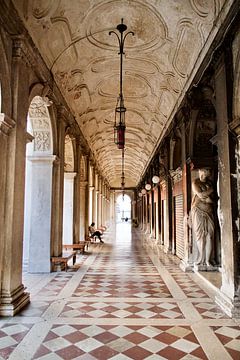 Galerij aan het Piazza San Marco in Venetië van Marco IJmker