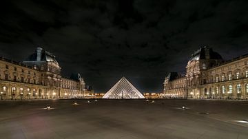 Louvre by Ab Wubben