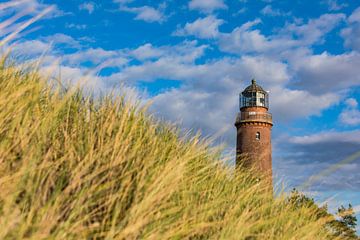 Leuchtturm am Darßer Ort an der Ostseeküste von Werner Dieterich