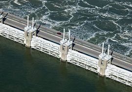Stormvloedkering Oosterschelde tussen Noord-Beveland en Schouwen-Duiveland